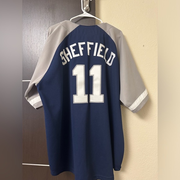 New York Yankees Gary Sheffield Jersey - Picture 4 of 4